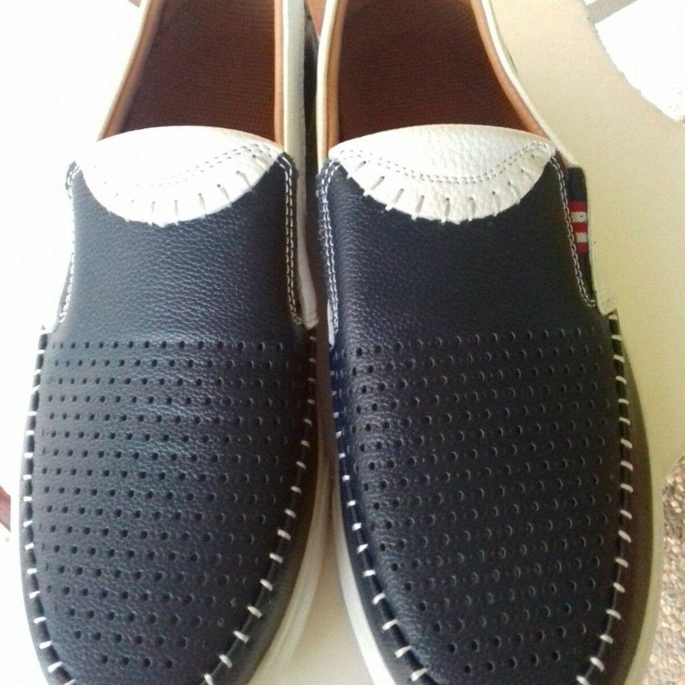 Men's Casual Leather Slip-On Loafers - Size 9
